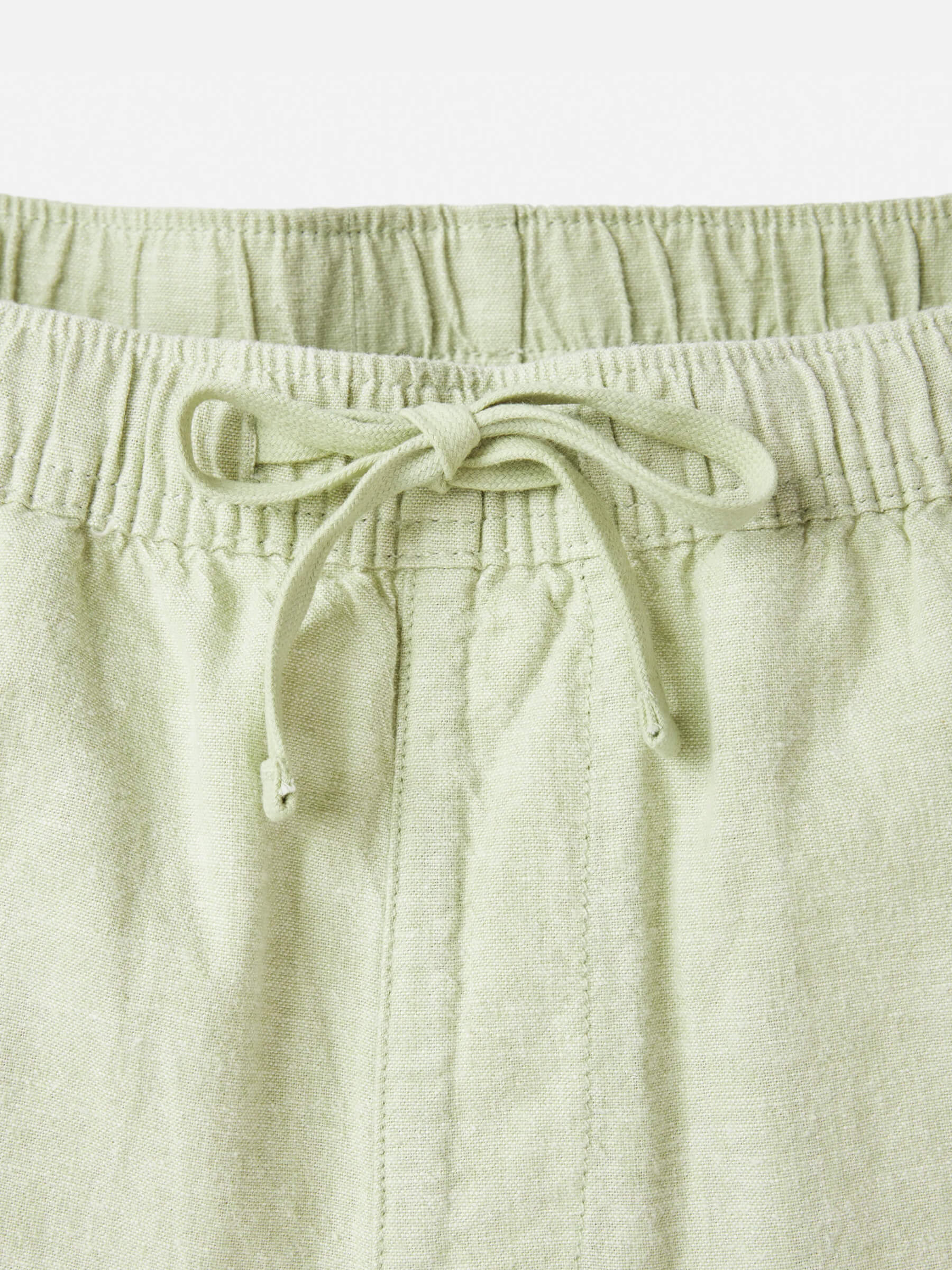 Darian Coast Short